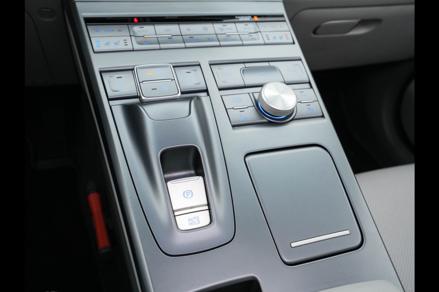 Hyundai NEXO FCEV Plus Pack [ HYDROGENIUM ] (INCL-BTW) (WATERSTOF) *PANO | NAPPA-FULL-LEATHER | NAVI-FULLMAP | ADAPT.CRUISE |  FULL-LED | KEYLESS | DAB |  KRELL-AUDIO | DIGI-WIDESCREEN-COCKPIT | SURROUND-VIEW | SHIFT-PADDLES | COMFORT.