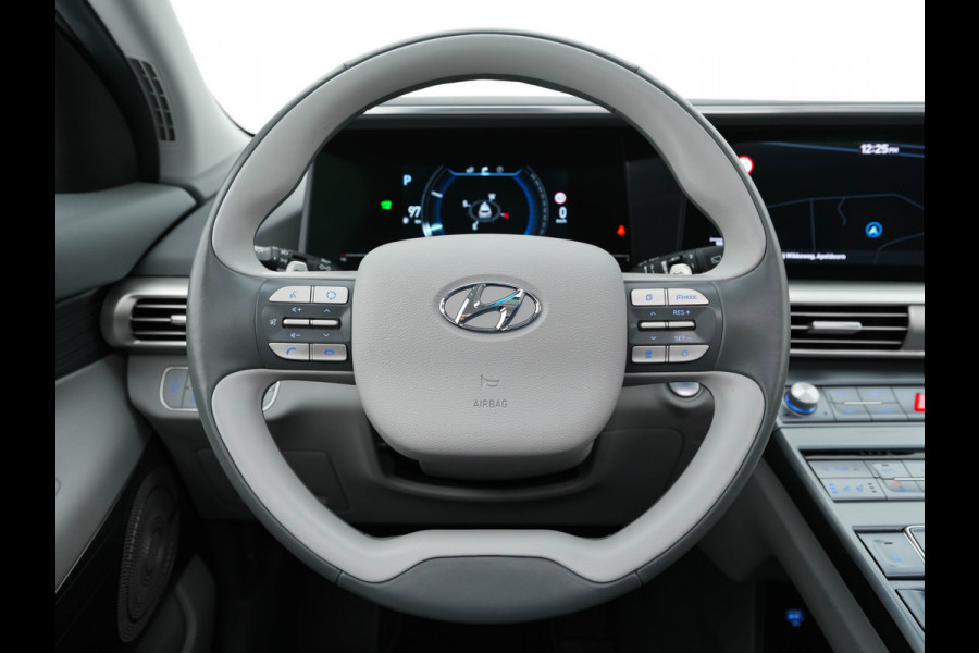 Hyundai NEXO FCEV Plus Pack [ HYDROGENIUM ] (INCL-BTW) (WATERSTOF) *PANO | NAPPA-FULL-LEATHER | NAVI-FULLMAP | ADAPT.CRUISE |  FULL-LED | KEYLESS | DAB |  KRELL-AUDIO | DIGI-WIDESCREEN-COCKPIT | SURROUND-VIEW | SHIFT-PADDLES | COMFORT.
