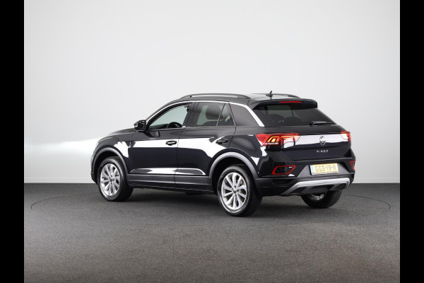 Volkswagen T-Roc 1.5 TSI Life Edition 150 pk Automaat (DSG) | Verlengde garantie | Navigatie via App | Parkeersensoren (Park assist) | Achteruitrijcamera | Adaptieve cruise control | Dodehoek detectie |
