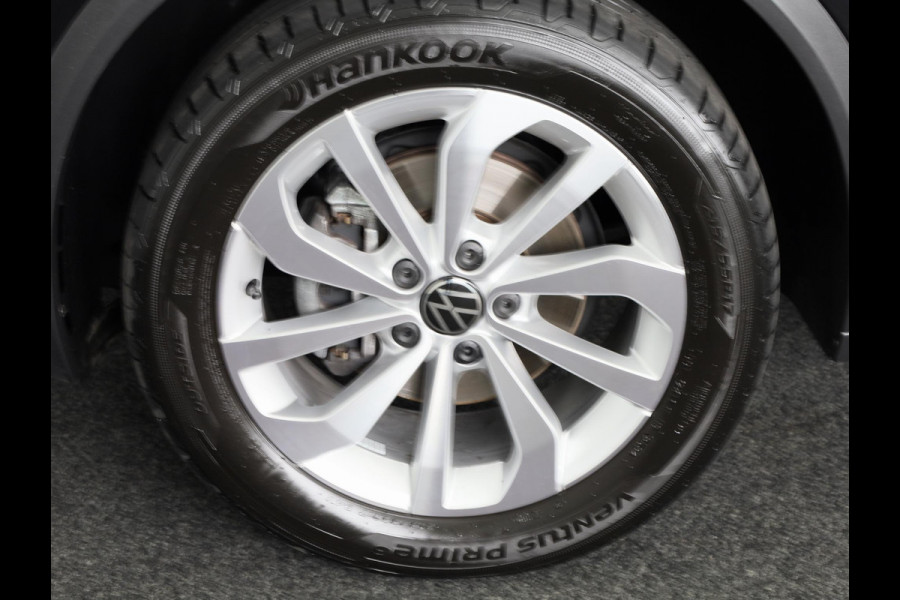 Volkswagen T-Roc 1.5 TSI Life Edition 150 pk Automaat (DSG) | Verlengde garantie | Navigatie via App | Parkeersensoren (Park assist) | Achteruitrijcamera | Adaptieve cruise control | Dodehoek detectie |