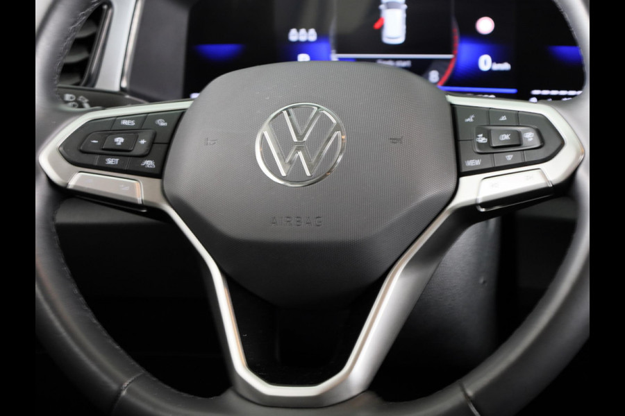 Volkswagen T-Roc 1.5 TSI Life Edition 150 pk Automaat (DSG) | Verlengde garantie | Navigatie via App | Parkeersensoren (Park assist) | Achteruitrijcamera | Adaptieve cruise control | Dodehoek detectie |