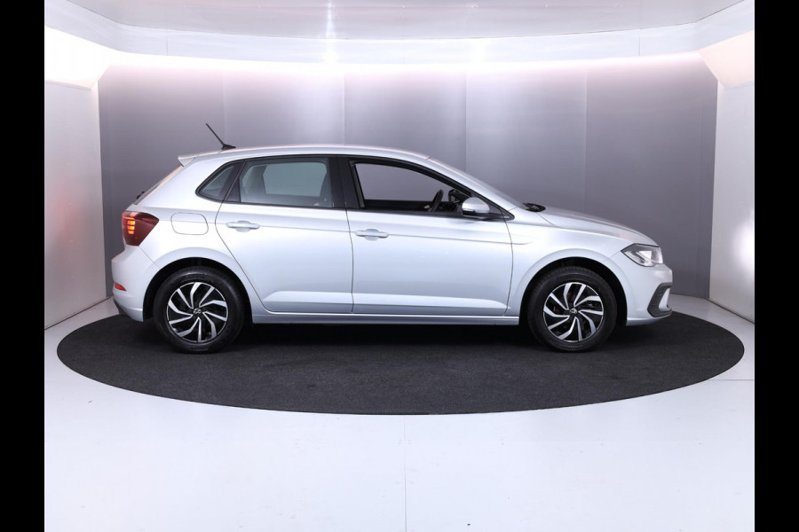 Volkswagen Polo 1.0 TSI Life 95 pk | Verlengde garantie | Navigatie via App | Adaptieve cruise control | LED koplampen | Apple Carplay/Android Auto |
