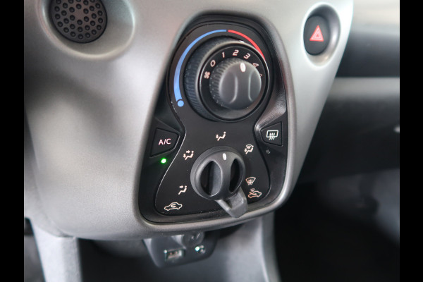 Toyota Aygo 1.0 VVT-i X-Play 5-drs. CAMERA/CARPLAY/LIMITER/15INCH
