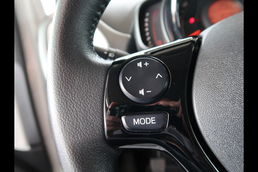 Toyota Aygo 1.0 VVT-i X-Play 5-drs. CAMERA/CARPLAY/LIMITER/15INCH