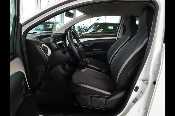 Toyota Aygo 1.0 VVT-i X-Play 5-drs. CAMERA/CARPLAY/LIMITER/15INCH