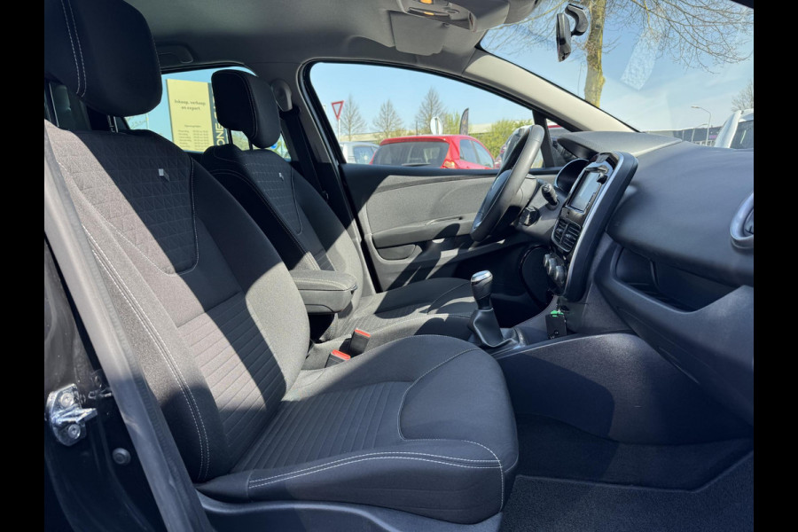 Renault Clio 0.9 TCe Limited 2e Eigenaar,Navi,Airco,Cruise,LM Velgen,PDC Achter,Dealer Onderhouden,N.A.P,APK Tot 01-2026