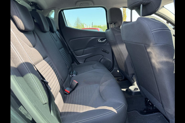Renault Clio 0.9 TCe Limited 2e Eigenaar,Navi,Airco,Cruise,LM Velgen,PDC Achter,Dealer Onderhouden,N.A.P,APK Tot 01-2026