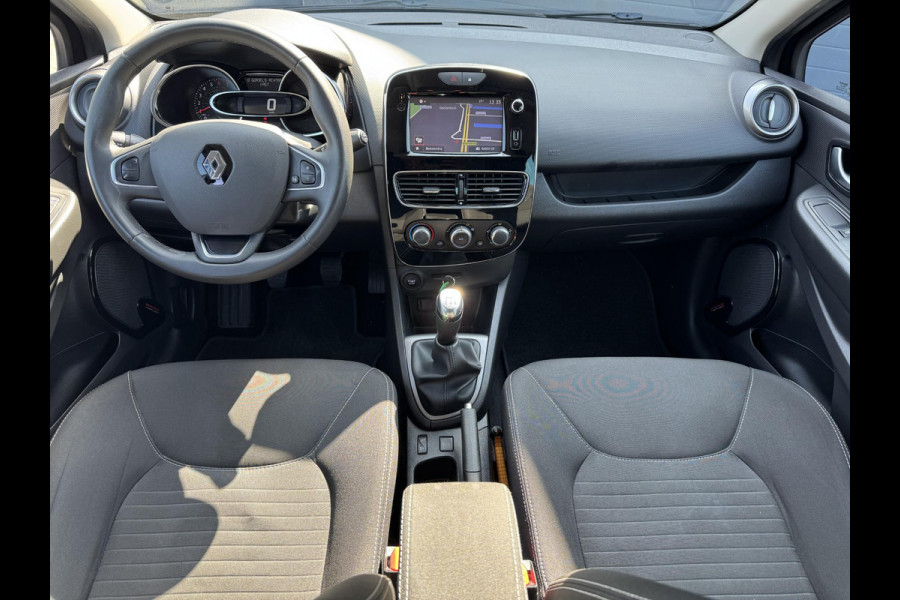 Renault Clio 0.9 TCe Limited 2e Eigenaar,Navi,Airco,Cruise,LM Velgen,PDC Achter,Dealer Onderhouden,N.A.P,APK Tot 01-2026