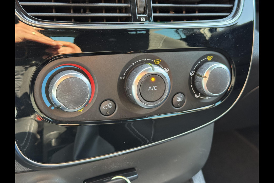 Renault Clio 0.9 TCe Limited 2e Eigenaar,Navi,Airco,Cruise,LM Velgen,PDC Achter,Dealer Onderhouden,N.A.P,APK Tot 01-2026