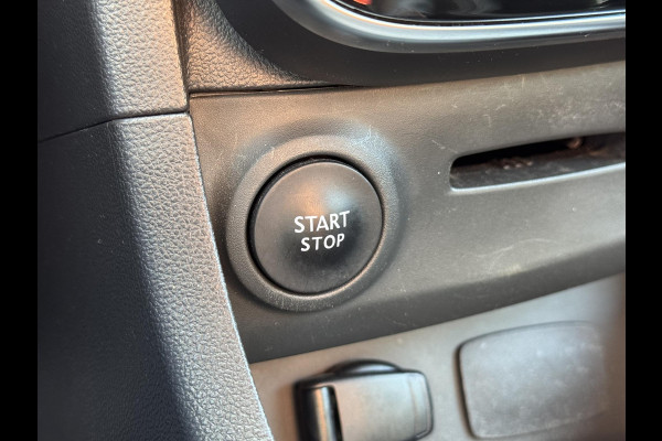 Renault Clio 0.9 TCe Limited 2e Eigenaar,Navi,Airco,Cruise,LM Velgen,PDC Achter,Dealer Onderhouden,N.A.P,APK Tot 01-2026