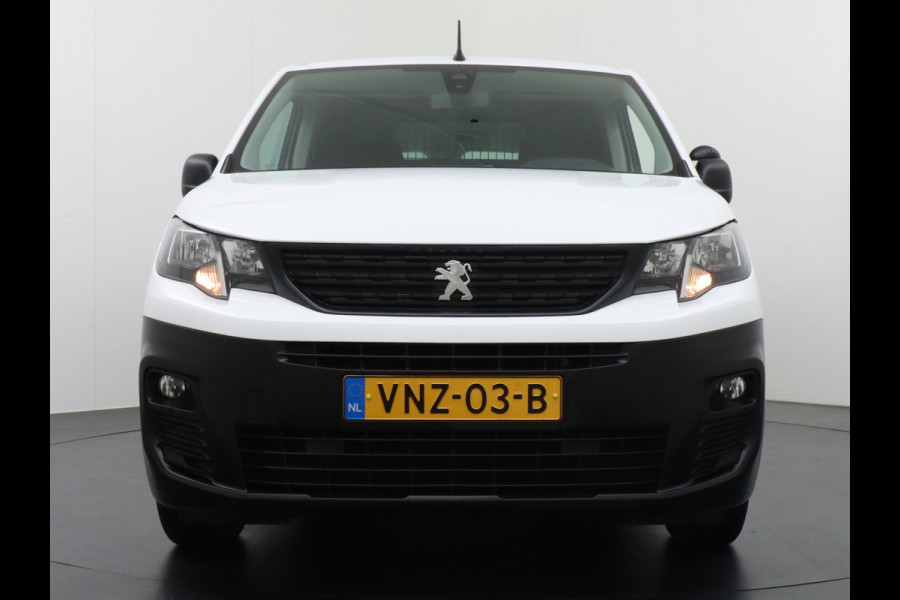 Peugeot Partner 1.5HDI 102PK Apple Android Carplay Navi Airco Cruise Control Pdc DAB Bluetooth Carkit Premium Schuifdeur Achterdeuren met ruit Connected Electr.ramen en Spiegels CV-Afstandbediend Euro 6 1.500kg trekvermogen! 250NM