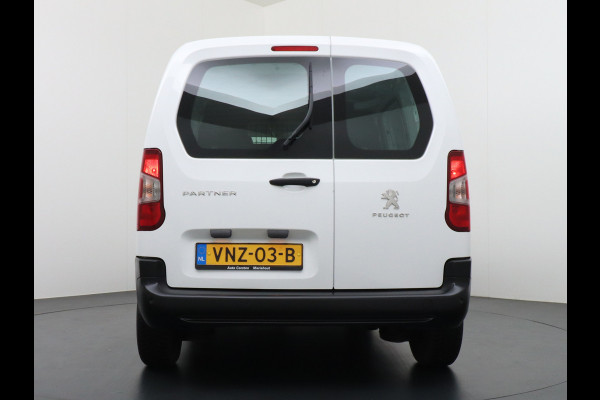Peugeot Partner 1.5HDI 102PK Apple Android Carplay Navi Airco Cruise Control Pdc DAB Bluetooth Carkit Premium Schuifdeur Achterdeuren met ruit Connected Electr.ramen en Spiegels CV-Afstandbediend Euro 6 1.500kg trekvermogen! 250NM