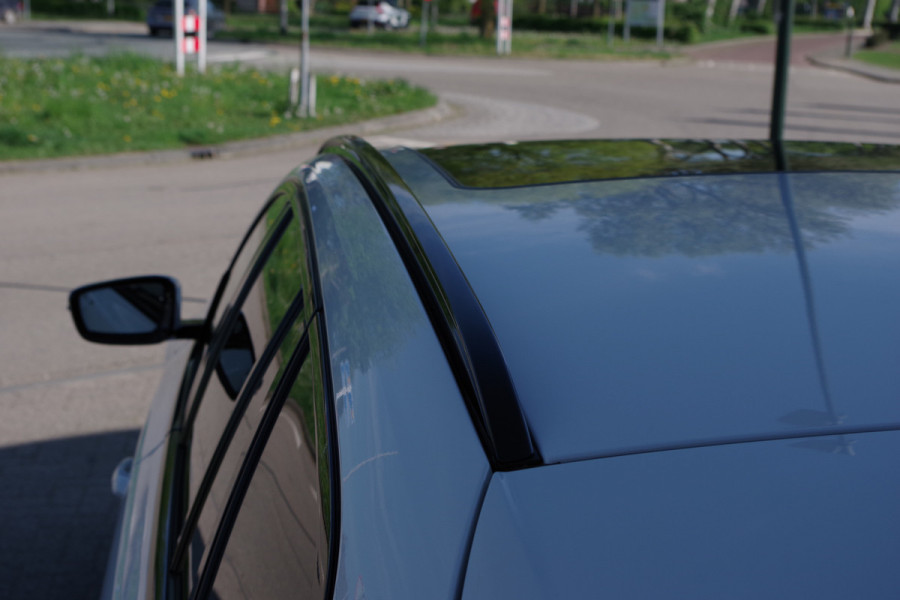 BMW 3 Serie Touring 330e 293 PK M-Sport xDrive PHEV, Panoramadak, Elek. Trekhaak, Camera
