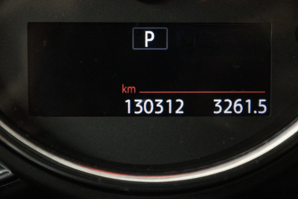 MINI Clubman 1.5 One Chili Automaat (NAVIGATIE, PARKEERSENSOREN, STOELV, CLIMATE CONTROL, GOED ONDERHOUDEN)