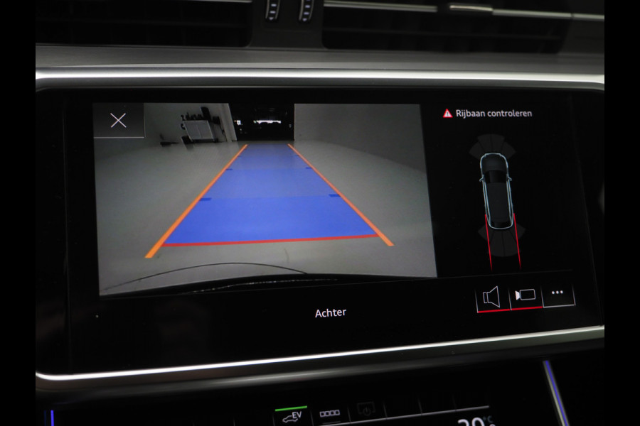 Audi A6 Avant 55 TFSI e quattro Competition Black | Panoramadak | B&O | Keyless | Adaptive Cruise | Camera | Carplay