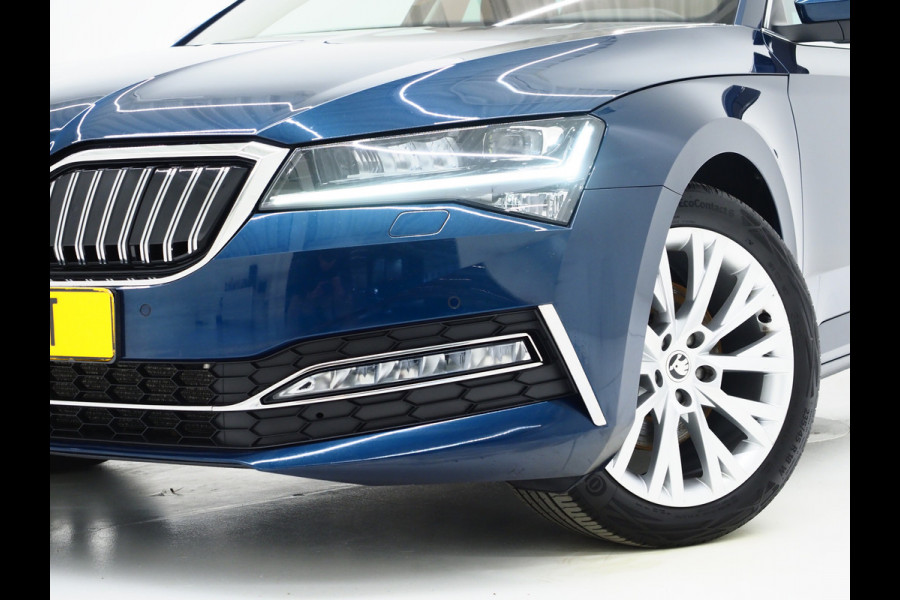 Škoda Superb Combi 1.4 TSI iV 218PK | Panoramadak | Keyless | Adaptive Cruise | Camera | Trekhaak