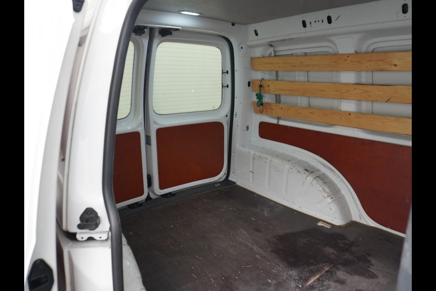 Volkswagen Caddy 2.0TDI EURO 6 Airco Schuifdeur-R Betonplex-Vloer Lat om Lat betimmering Multimedia systeem ESP ASR Elek.ramen Buitenspiegels ele Bluetooth Vervolgbotsing preventie  Brake Assist System Achterruit+Wissers+verwarmd Tussenwand m rooster Achterruitenwisser Euro 6 1e Eigenaar
