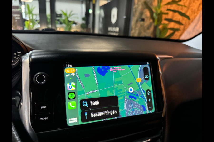 Peugeot 2008 1.2 PureTech Signature Garantie CarPlay StoelVW Parkeersensoren Cruise Navi Led Rijklaar