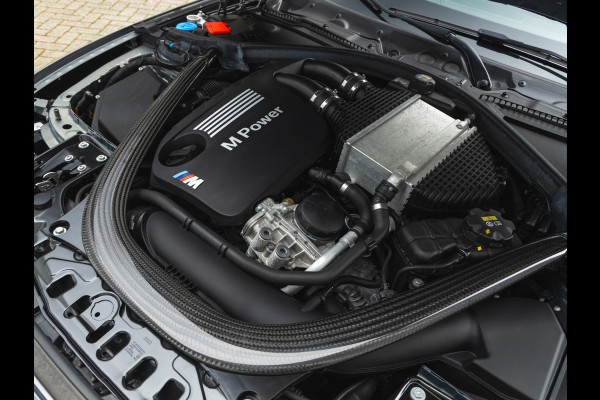 BMW 4 Serie Coupé M4 Competition - Individual "Stratus Grey" - Carbon Brakes