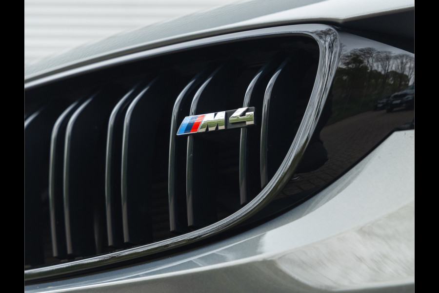 BMW 4 Serie Coupé M4 Competition - Individual "Stratus Grey" - Carbon Brakes
