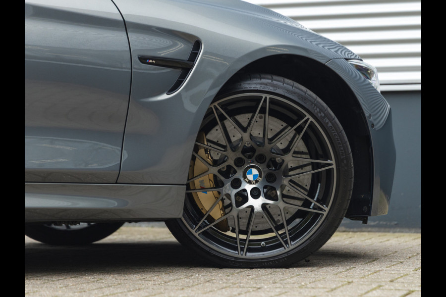 BMW 4 Serie Coupé M4 Competition - Individual "Stratus Grey" - Carbon Brakes