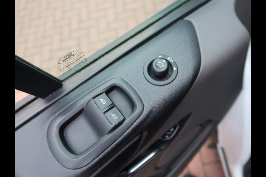 Ford Transit Custom 2.0 TDCi Euro6 L1H1 Trend 280 CARPLAY/NAVI/TREKH./CRUISE/PDC/IMPERIAAL/VOORRUITVERWARMING
