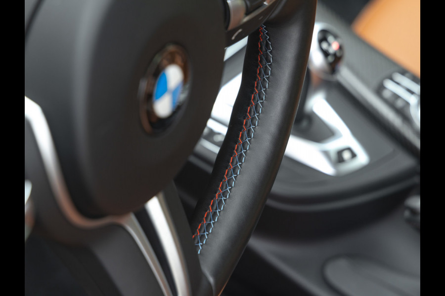 BMW 4 Serie Coupé M4 Competition - Individual "Stratus Grey" - Carbon Brakes