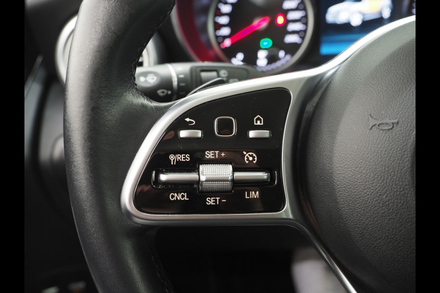 Mercedes-Benz GLC 300e 4MATIC Night Black | Virtual | Camera | DAB | LED | Climate