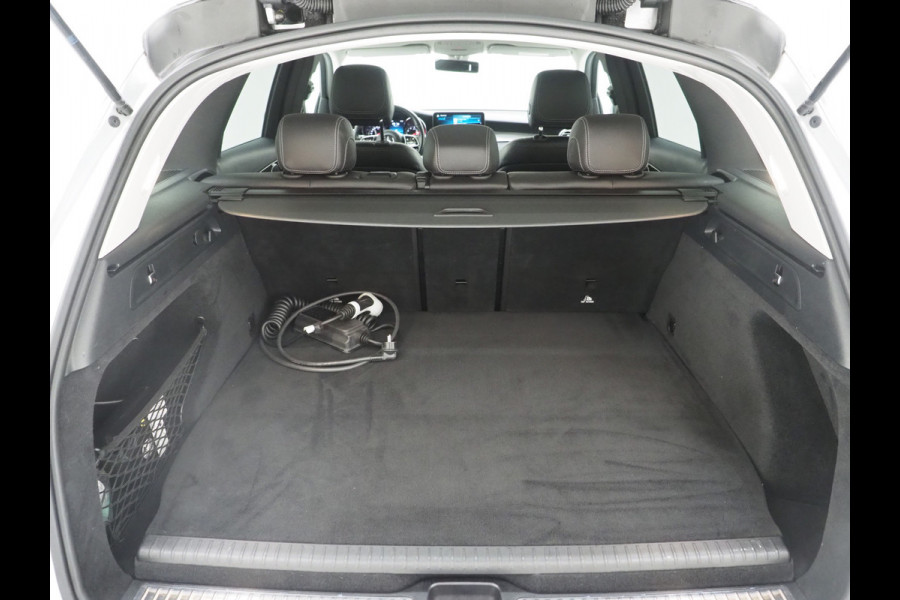 Mercedes-Benz GLC 300e 4MATIC Night Black | Virtual | Camera | DAB | LED | Climate