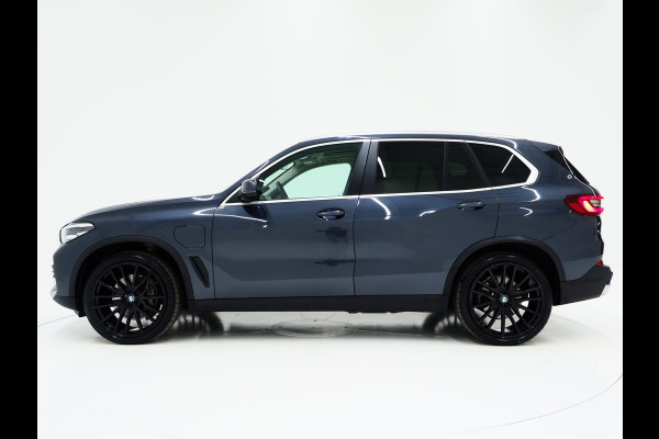 BMW X5 xDrive45e High Executive | Panoramadak | Luchtvering | Adaptive Cruise | Keyless | Camera