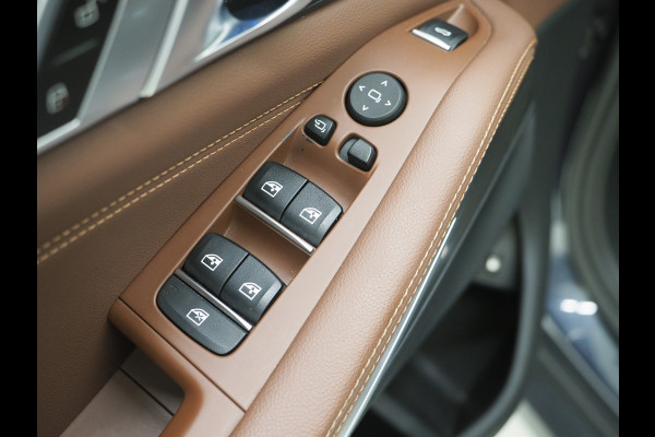 BMW X5 xDrive45e High Executive | Panoramadak | Luchtvering | Adaptive Cruise | Keyless | Camera