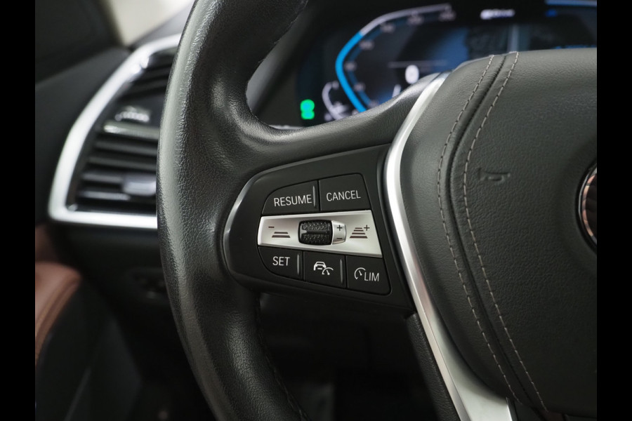 BMW X5 xDrive45e High Executive | Panoramadak | Luchtvering | Adaptive Cruise | Keyless | Camera