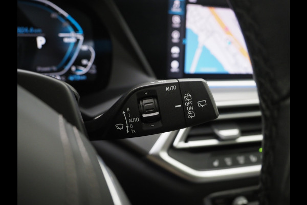 BMW X5 xDrive45e High Executive | Panoramadak | Luchtvering | Adaptive Cruise | Keyless | Camera