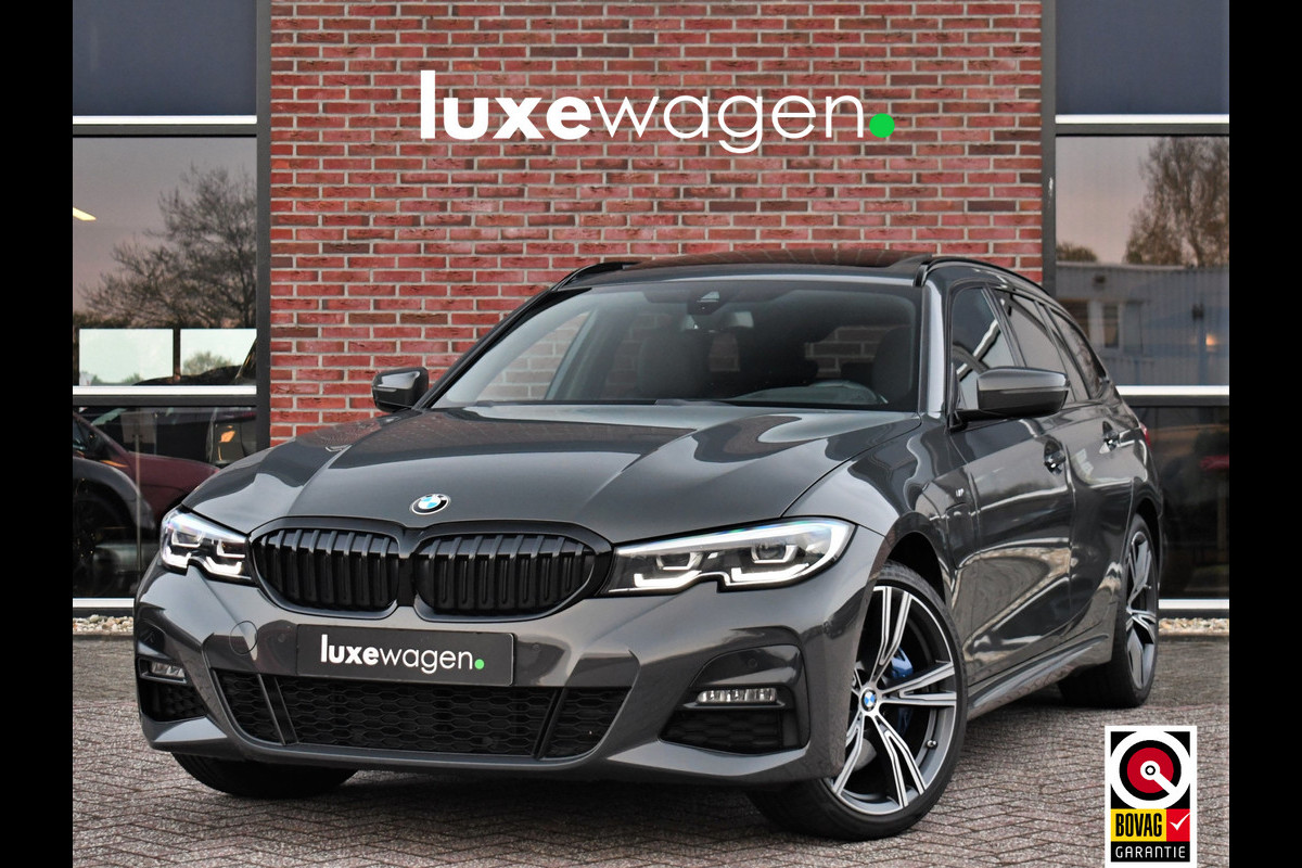 BMW 3 Serie Touring 330e xDrive M-Sport Dravit Pano HUD El-zetels Adp-demping Camera BMW 3 Serie Touring 330e xDrive M-Sport Dravit Pano HUD El-zetels Adp-demping Camera