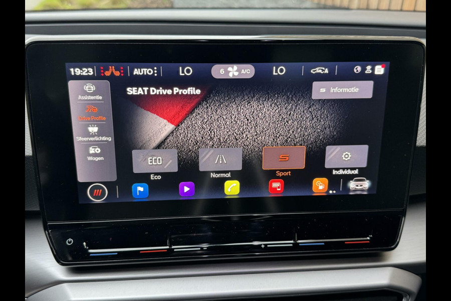 Seat Leon 1.5 TSI FR Launch Edition | LED | Stoelverwarming | Navigatiesysteem | Adaptive cruise control | Apple CarPlay | 18 inch lichtme