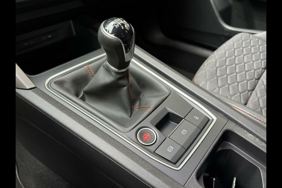 Seat Leon 1.5 TSI FR Launch Edition | LED | Stoelverwarming | Navigatiesysteem | Adaptive cruise control | Apple CarPlay | 18 inch lichtme