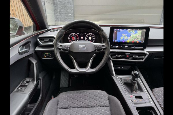 Seat Leon 1.5 TSI FR Launch Edition | LED | Stoelverwarming | Navigatiesysteem | Adaptive cruise control | Apple CarPlay | 18 inch lichtme