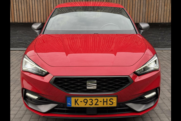 Seat Leon 1.5 TSI FR Launch Edition | LED | Stoelverwarming | Navigatiesysteem | Adaptive cruise control | Apple CarPlay | 18 inch lichtme