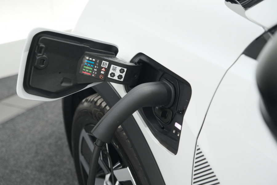 Renault 5 Comfort Range Techno 52 kWh | Camera | Adaptieve Cruise Control | Pack Winter | Apple CarPlay
