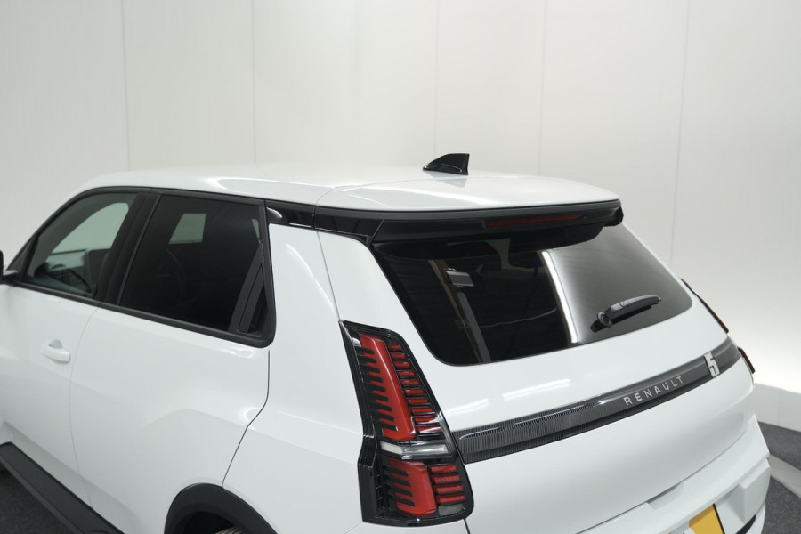 Renault 5 Comfort Range Techno 52 kWh | Camera | Adaptieve Cruise Control | Pack Winter | Apple CarPlay