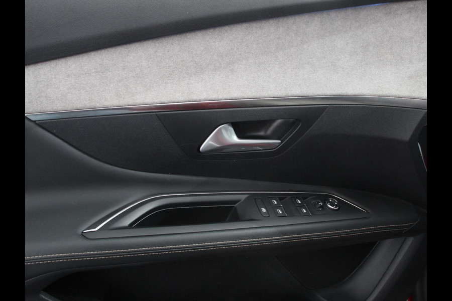 Peugeot 3008 1.6 HYbrid4 300 Blue Lease GT Climate control Adaptive cruise control Parkeersensoren Camera LED Apple Carplay/ Android Auto Keyless Navigatie