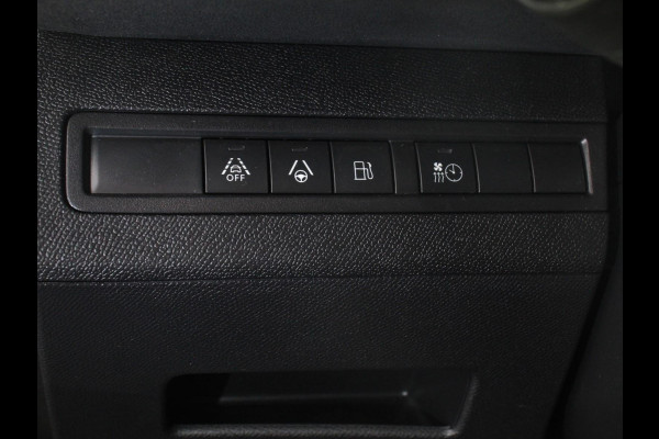 Peugeot 3008 1.6 HYbrid4 300 Blue Lease GT Climate control Adaptive cruise control Parkeersensoren Camera LED Apple Carplay/ Android Auto Keyless Navigatie