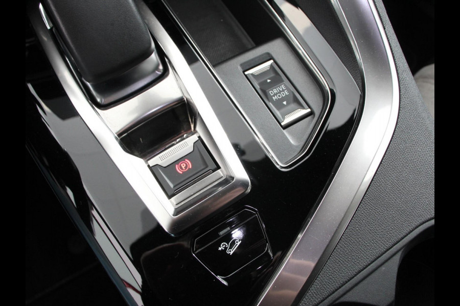 Peugeot 3008 1.6 HYbrid4 300 Blue Lease GT Climate control Adaptive cruise control Parkeersensoren Camera LED Apple Carplay/ Android Auto Keyless Navigatie