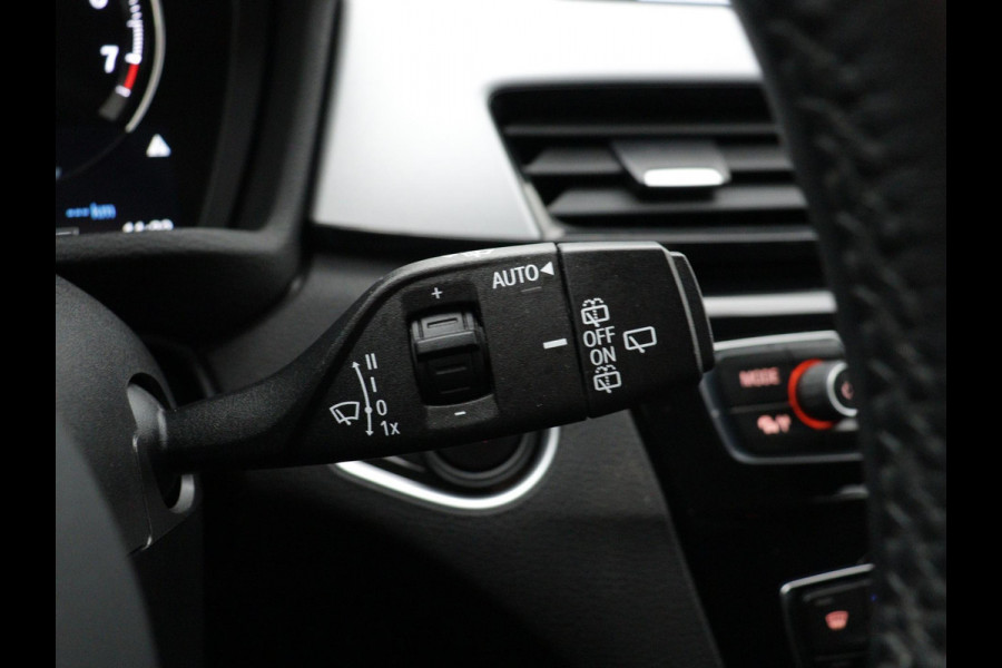 BMW X1 xDrive25e Plug-In Hybrid NAVI LED CLIMA CRUISE TREKHAAK