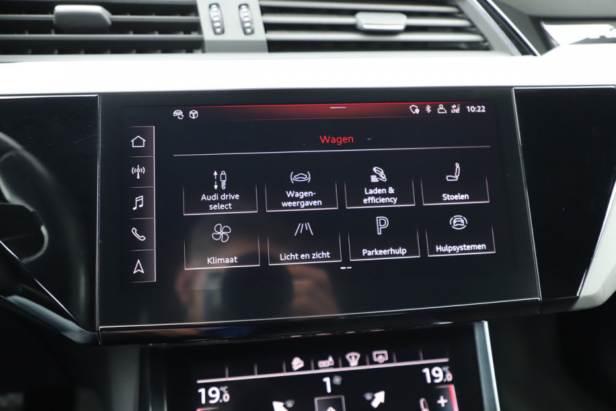 Audi e-tron 55 quattro 95 kWh S-line | 408PK | Luchtvering | Keyles-go | Head-up | Sfeerverlichting | Bang&Olufsen | Pano | Memory | 2019.