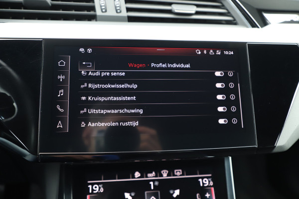 Audi e-tron 55 quattro 95 kWh S-line | 408PK | Luchtvering | Keyles-go | Head-up | Sfeerverlichting | Bang&Olufsen | Pano | Memory | 2019.