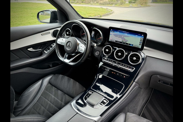 Mercedes-Benz GLC 300e 4MATIC AMG Panoramadak|Camera 360°|Sfeerverlichting|Night pakket|AppleCarplay