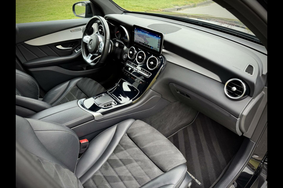 Mercedes-Benz GLC 300e 4MATIC AMG Panoramadak|Camera 360°|Sfeerverlichting|Night pakket|AppleCarplay