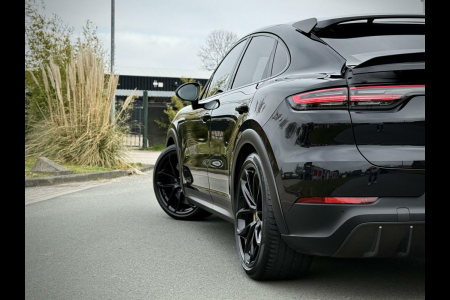 Porsche Cayenne Coupé 4.0 Turbo GT Approved garantie|Carbon|Burmester®| Keramisch|Softclose door|HUD