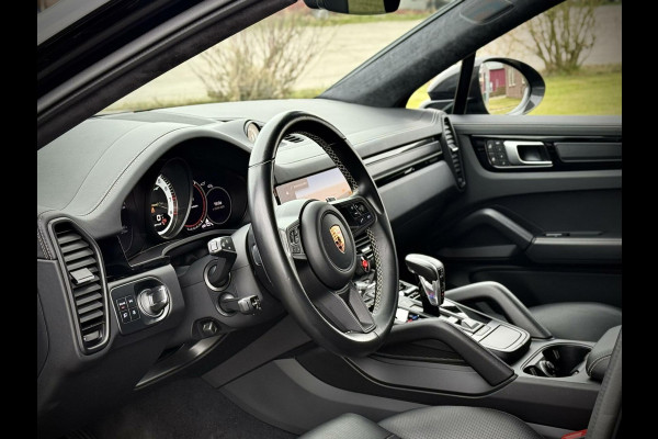Porsche Cayenne Coupé 4.0 Turbo GT Approved garantie|Carbon|Burmester®| Keramisch|Softclose door|HUD